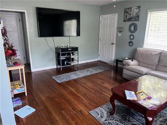 Los Angeles, California, 90002, United States, 4 Bedrooms Bedrooms, ,Residential,For Sale,1915787