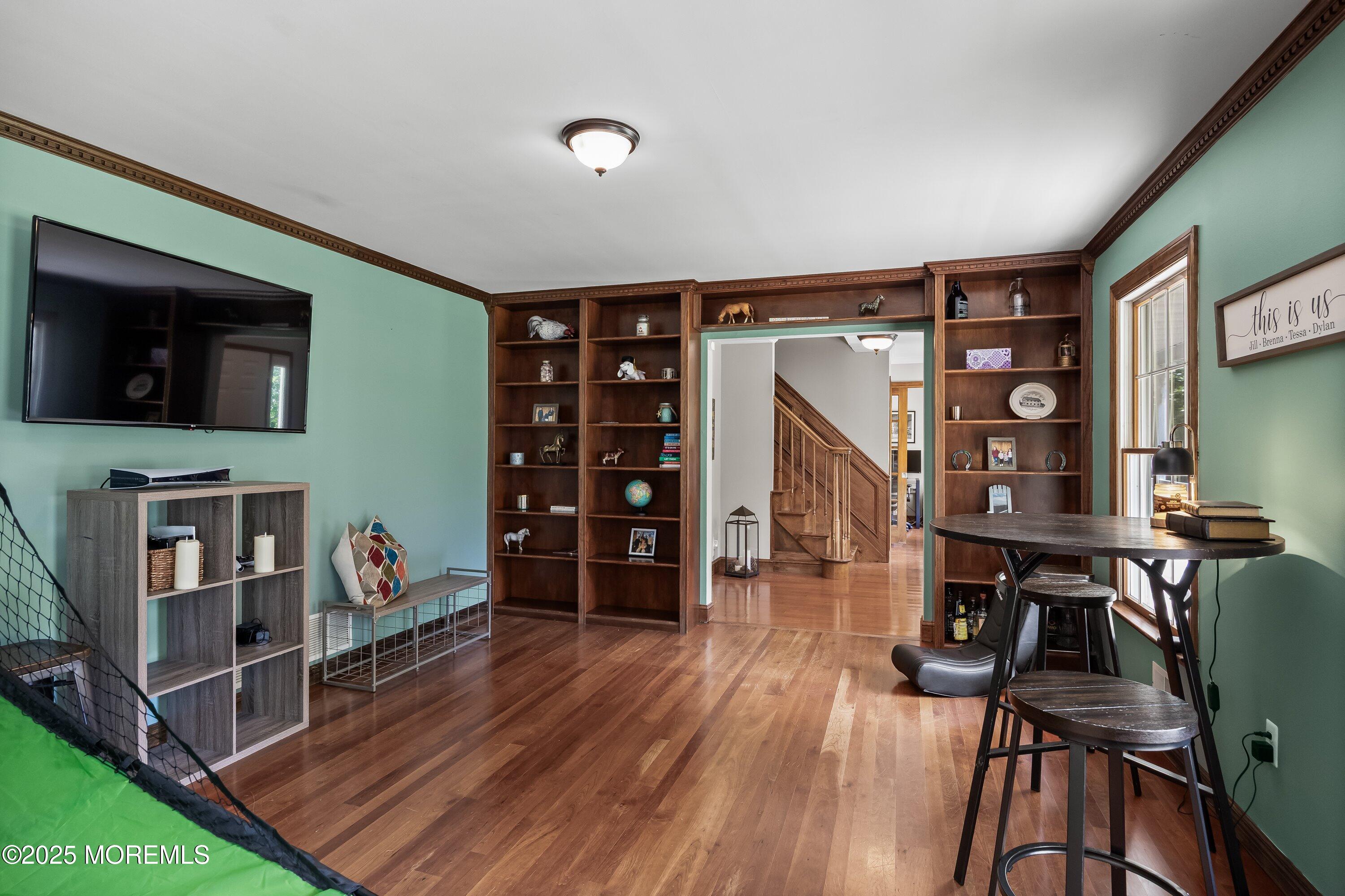 Cream Ridge, New Jersey, 08514, United States, 4 Bedrooms Bedrooms, ,3 BathroomsBathrooms,Residential,For Sale,1904272