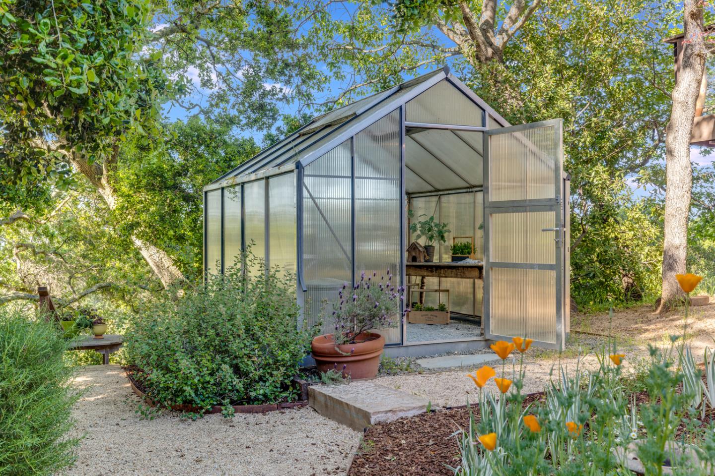 Portola Valley, California, 94028, United States, 6 Bedrooms Bedrooms, ,6 BathroomsBathrooms,Residential,For Sale,1917996