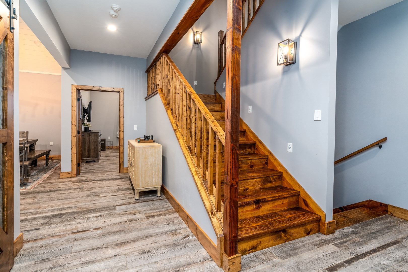 Carbondale, Illinois, 62902, United States, 3 Bedrooms Bedrooms, ,8 BathroomsBathrooms,Residential,For Sale,1986074