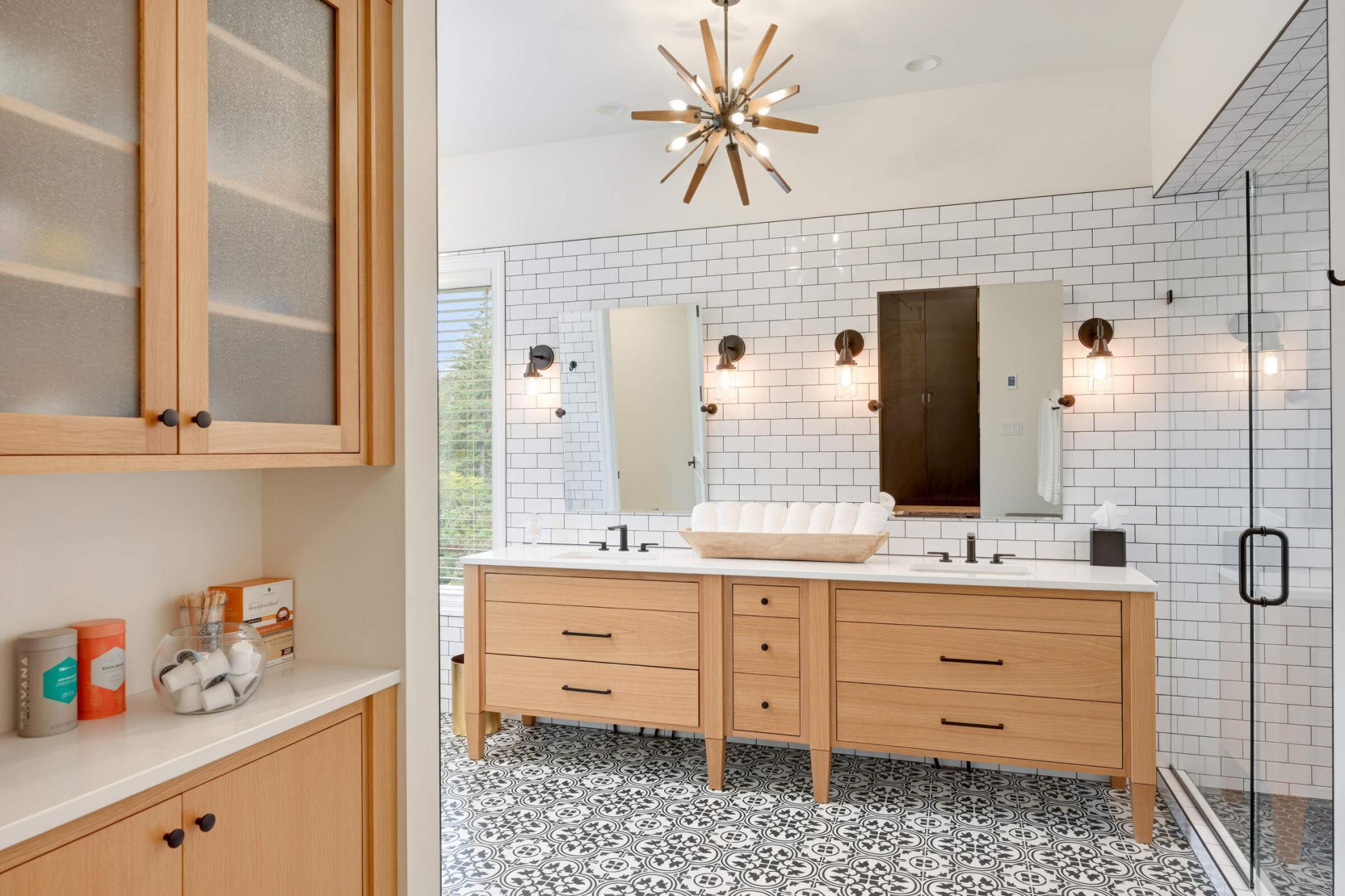 Minnetonka, Minnesota, 55391, United States, 4 Bedrooms Bedrooms, ,4 BathroomsBathrooms,Residential,For Sale,1762220