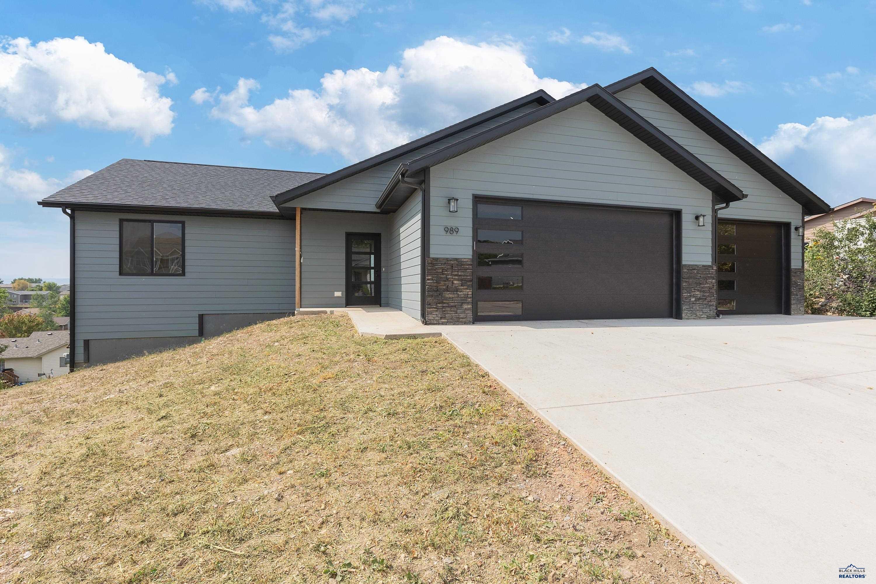 Rapid City, South Dakota, 57703, United States, 4 Bedrooms Bedrooms, ,3 BathroomsBathrooms,Residential,For Sale,1947001