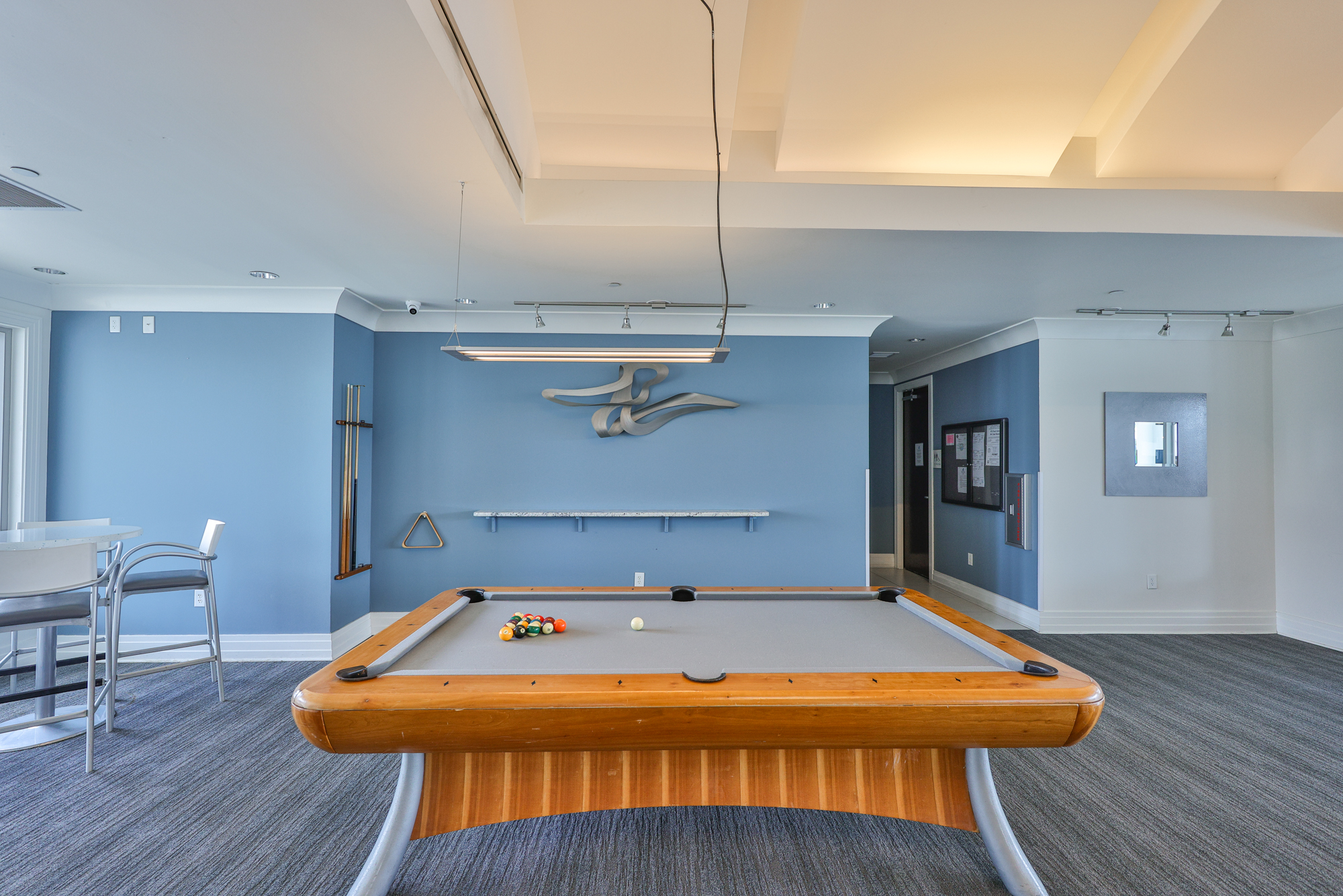 Tampa, Florida, 33602, United States, 3 Bedrooms Bedrooms, ,3 BathroomsBathrooms,Residential,For Sale,1982527