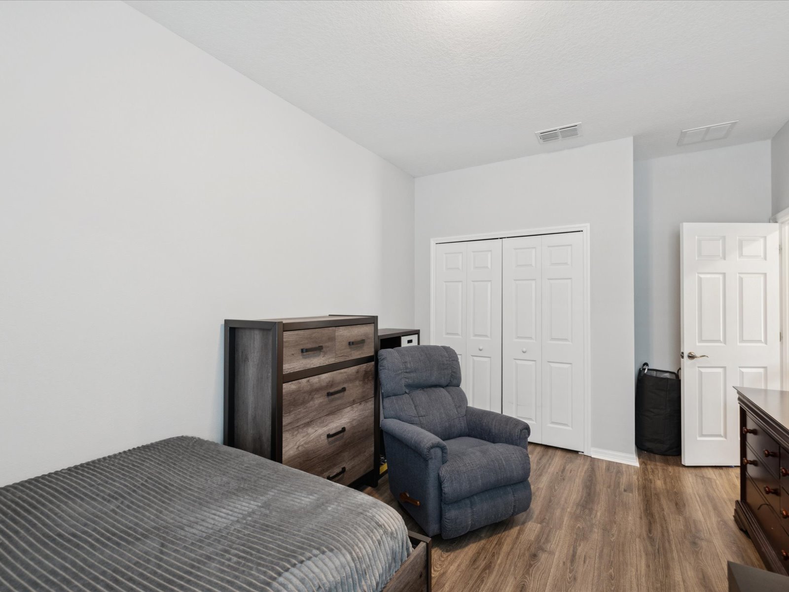 Odessa, Florida, 33556, United States, 3 Bedrooms Bedrooms, ,3 BathroomsBathrooms,Residential,For Sale,1868336