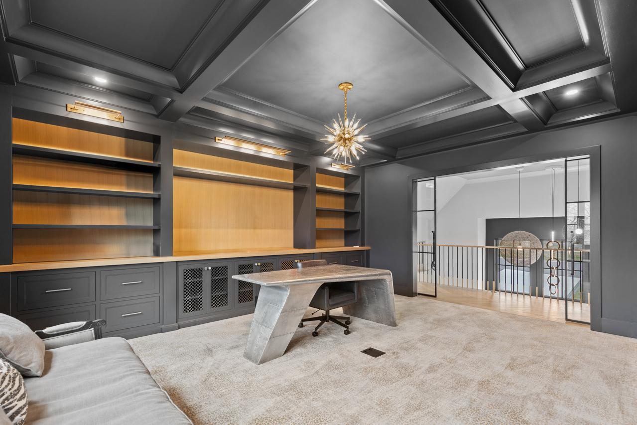 Orono, Minnesota, 55391, United States, 6 Bedrooms Bedrooms, ,3 BathroomsBathrooms,Residential,For Sale,2000639