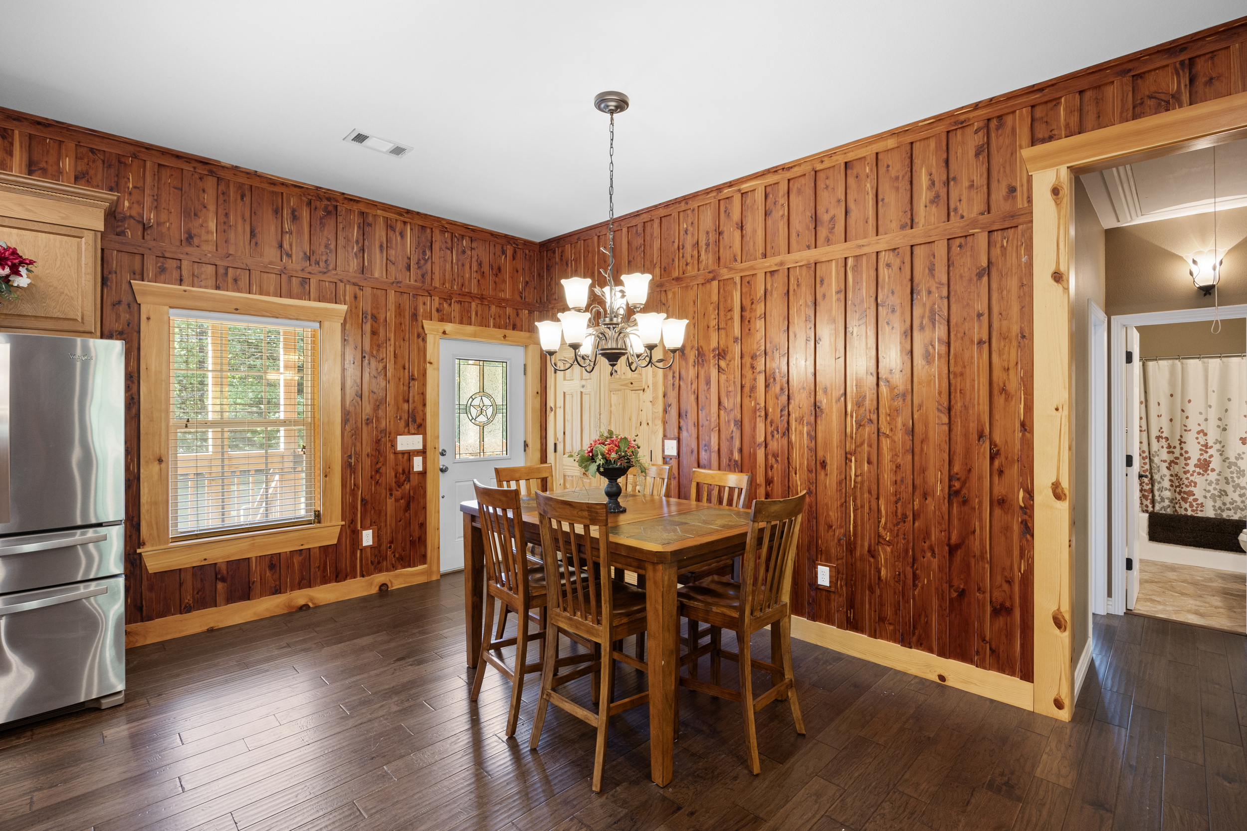 Pettigrew, Arkansas, 72752, United States, 5 Bedrooms Bedrooms, ,4 BathroomsBathrooms,Residential,For Sale,1826540