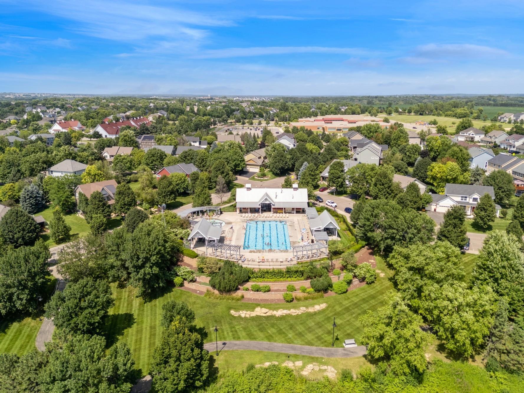 Woodbury, Minnesota, 55129, United States, 5 Bedrooms Bedrooms, ,3 BathroomsBathrooms,Residential,For Sale,1917665