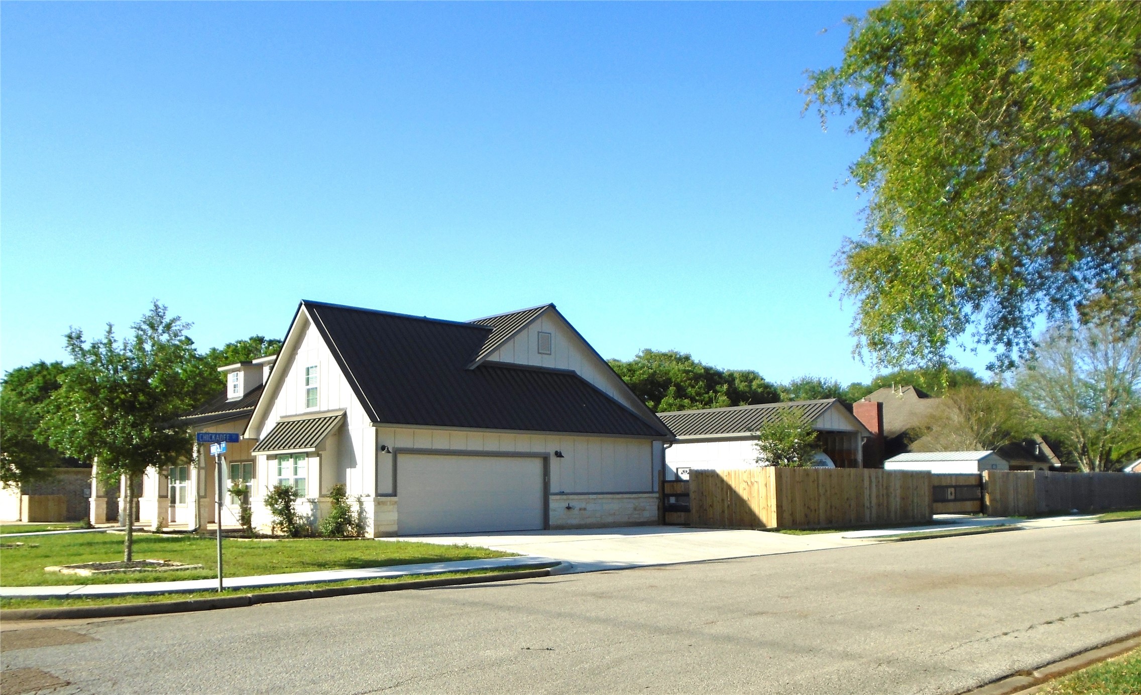 1401 Ward Bend Street, Sealy, Texas, 77474, United States, 4 Bedrooms Bedrooms, ,4 BathroomsBathrooms,Residential,For Sale,1401 Ward Bend Street,1447412