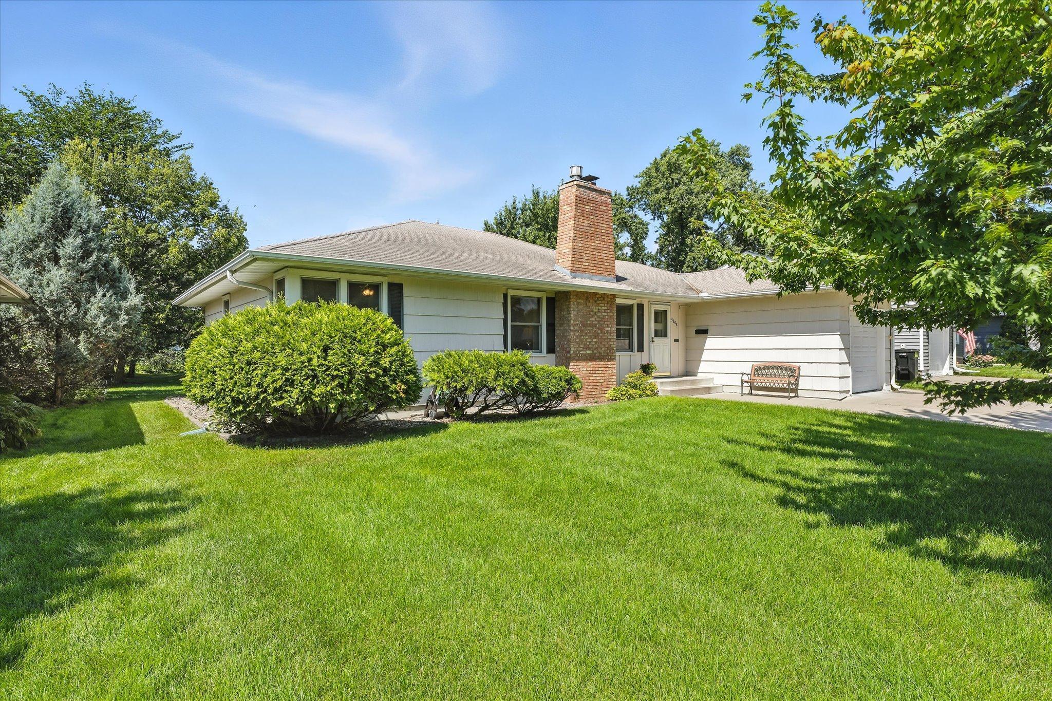 Edina, Minnesota, 55410, United States, 3 Bedrooms Bedrooms, ,1 BathroomBathrooms,Residential,For Sale,1941033