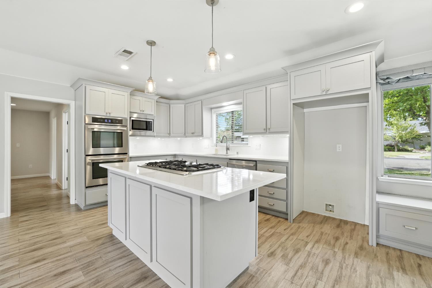 Sacramento, California, 95864, United States, 4 Bedrooms Bedrooms, ,2 BathroomsBathrooms,Residential,For Sale,1903750