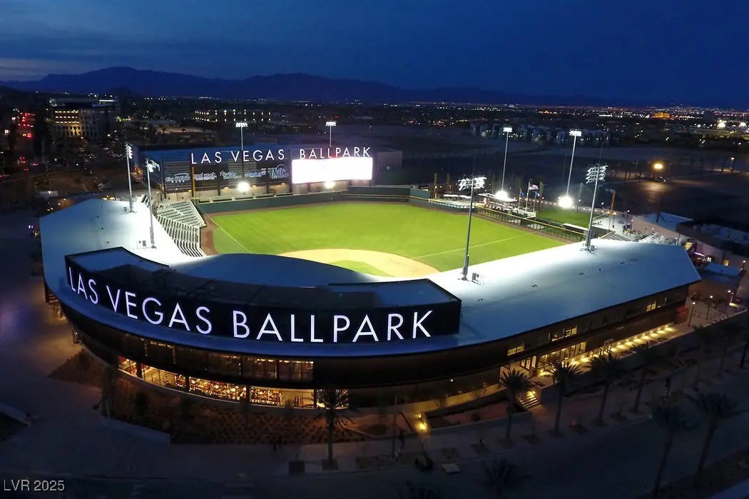 Las Vegas, Nevada, 89135, United States, 2 Bedrooms Bedrooms, ,2 BathroomsBathrooms,Residential,For Sale,1908470