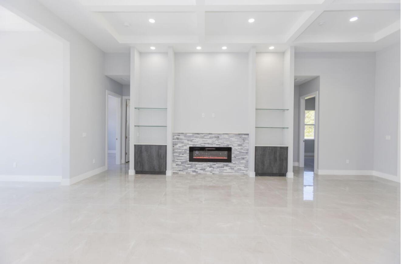 Port St Lucie, Florida, 34986, United States, 4 Bedrooms Bedrooms, ,3 BathroomsBathrooms,Residential,For Sale,1926175