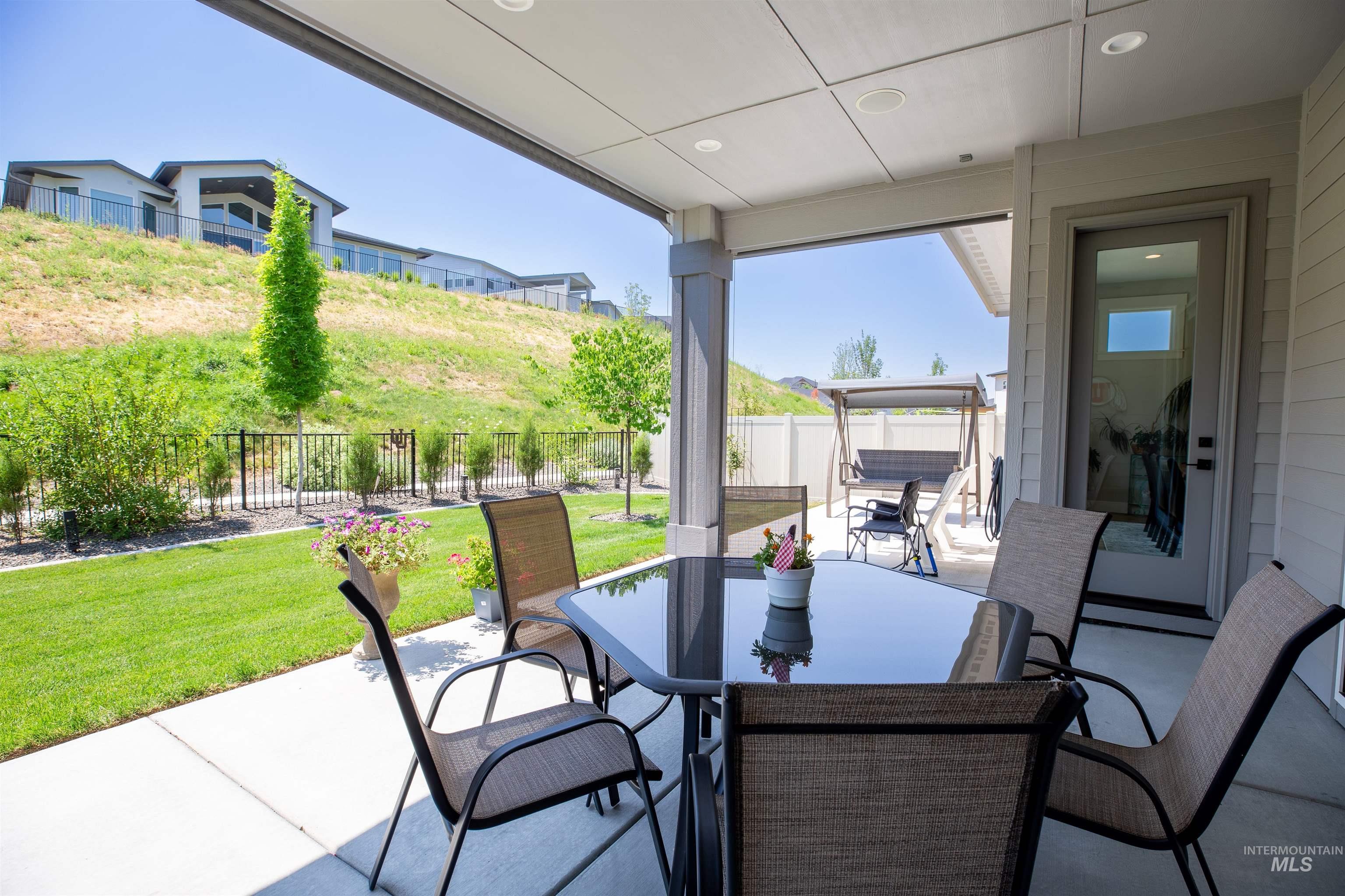 Meridian, Idaho, 83642, United States, 3 Bedrooms Bedrooms, ,3 BathroomsBathrooms,Residential,For Sale,1901356