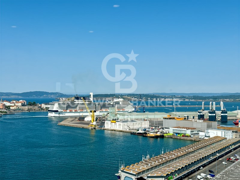 A Coruña, Galicia, 15006, ES, 3 Bedrooms Bedrooms, ,2 BathroomsBathrooms,Residential,For Sale,1932628