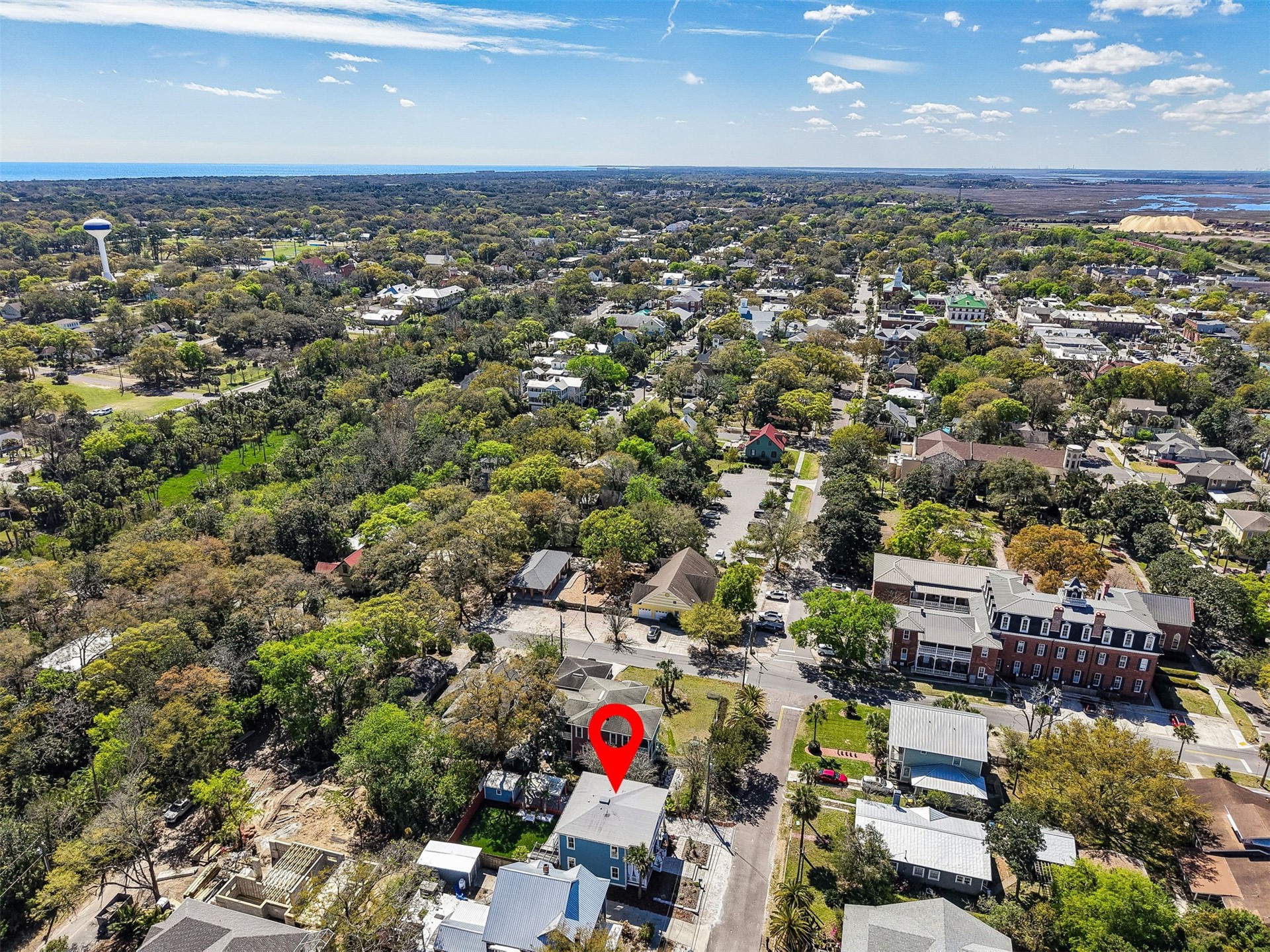 Fernandina Beach, Florida, 32034, United States, 3 Bedrooms Bedrooms, ,2 BathroomsBathrooms,Residential,For Sale,2031253