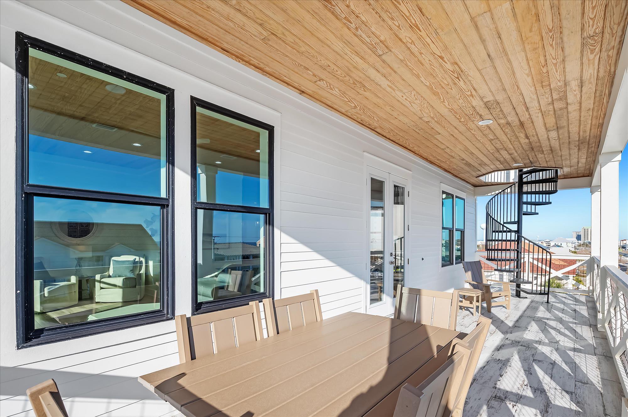 Navarre, Florida, 32566, United States, 8 Bedrooms Bedrooms, ,9 BathroomsBathrooms,Residential,For Sale,1694991