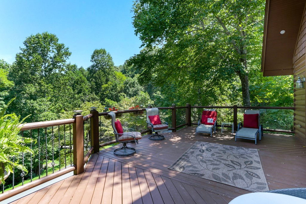 Hayesville, North Carolina, 28904, United States, 3 Bedrooms Bedrooms, ,5 BathroomsBathrooms,Residential,For Sale,1931942