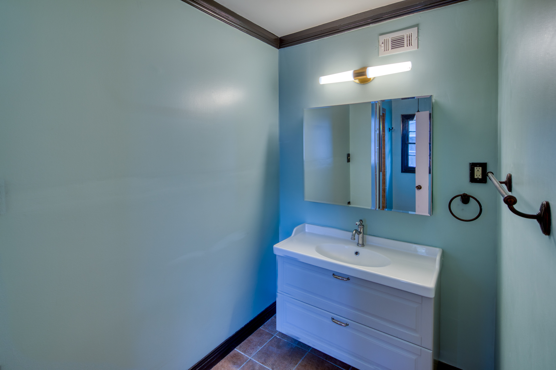  Move-In Ready in Popular Sylvan Terrace Neighborhood - 物件實景