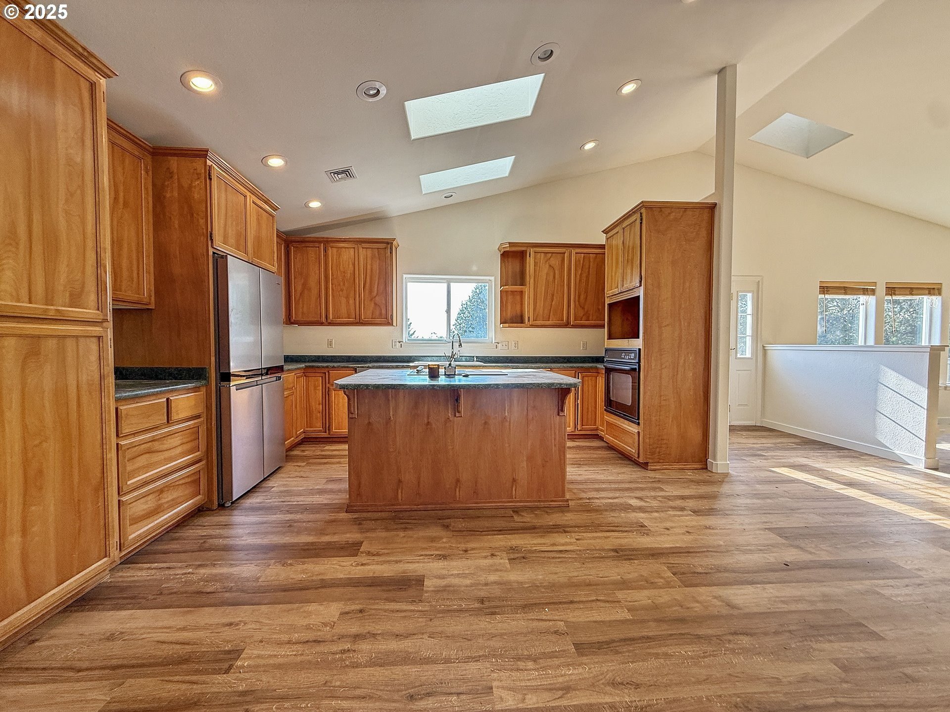 Brookings, Oregon, 97415, United States, 3 Bedrooms Bedrooms, ,2 BathroomsBathrooms,Residential,For Sale,1980160