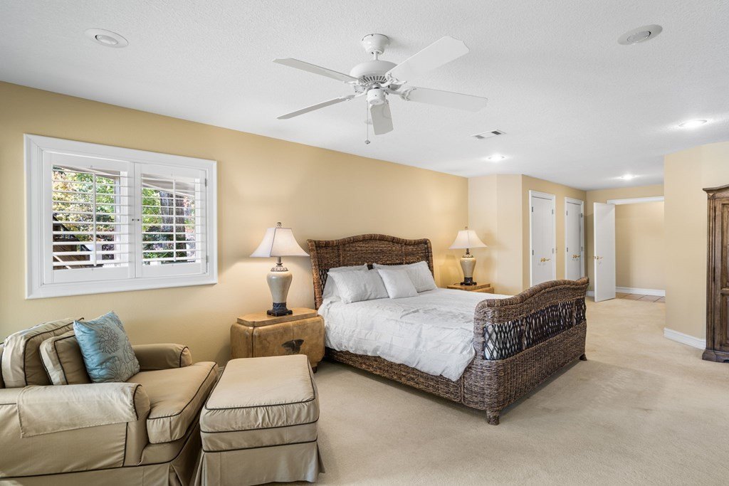 Hiawassee, Georgia, 30546, United States, 3 Bedrooms Bedrooms, ,4 BathroomsBathrooms,Residential,For Sale,1978454