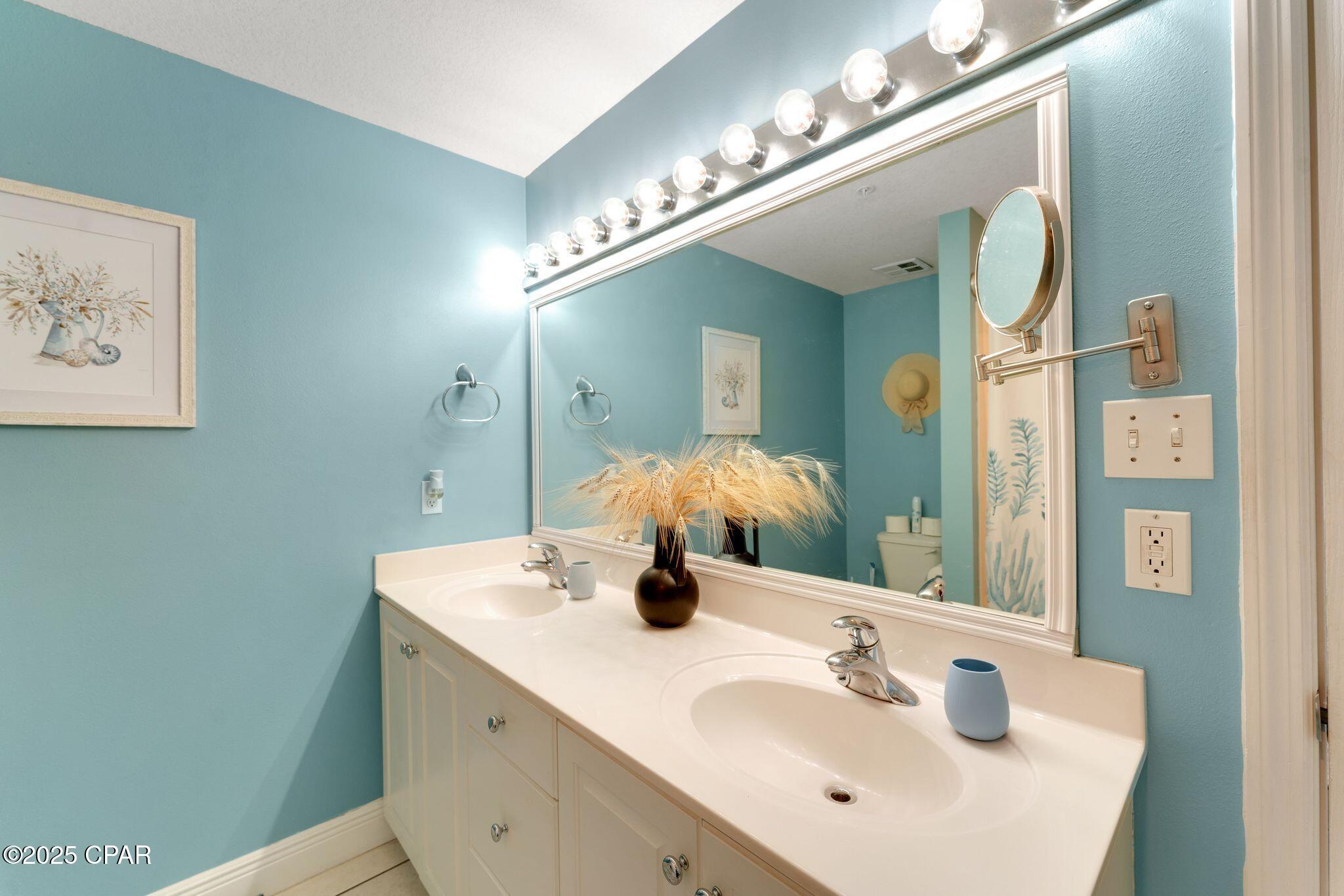 Panama City Beach, Florida, 32413, United States, 2 Bedrooms Bedrooms, ,2 BathroomsBathrooms,Residential,For Sale,1731945