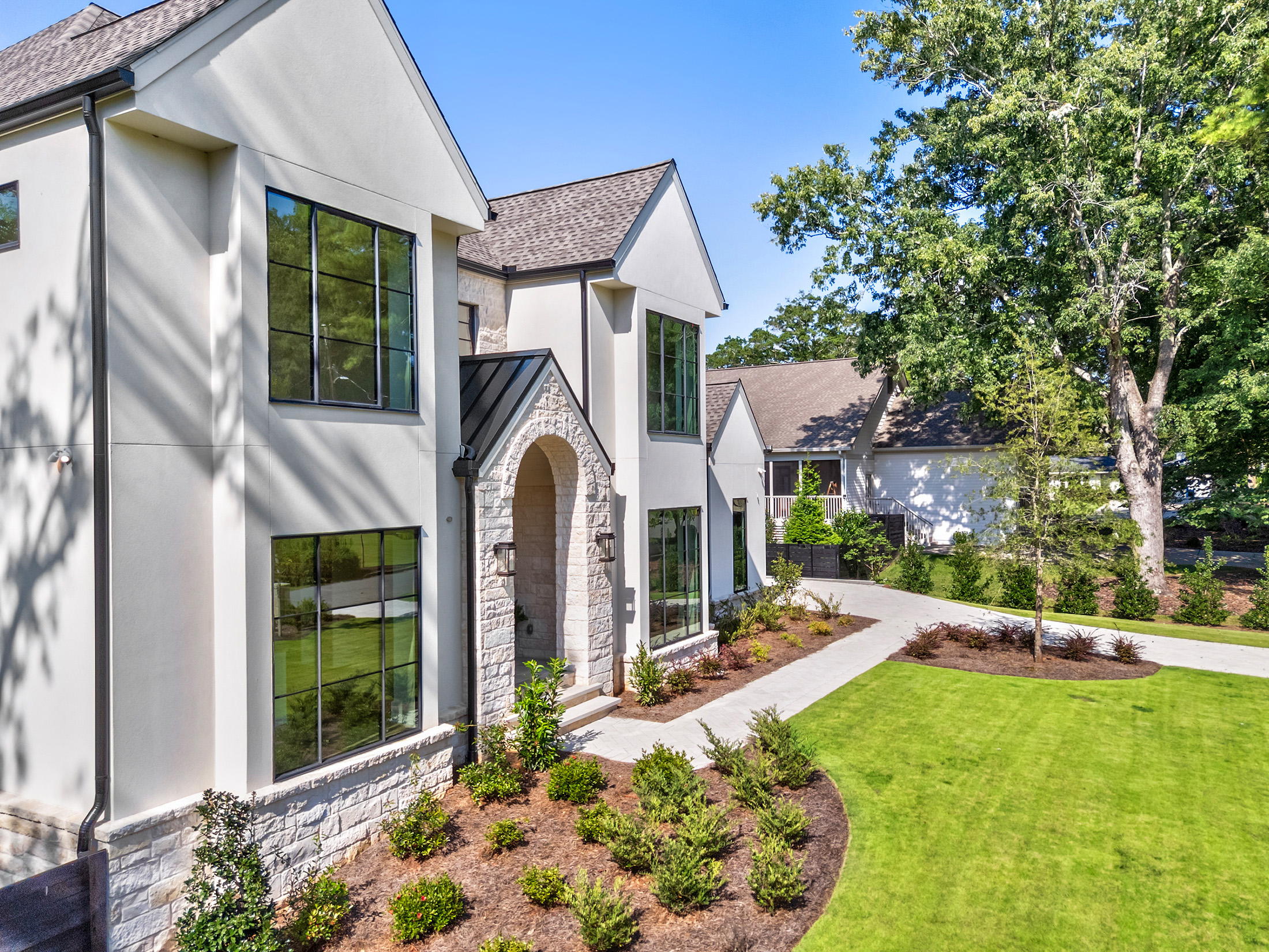  Rare Basement Home Located in Sought-After Communities in Downtown Alpharetta - 物件實景