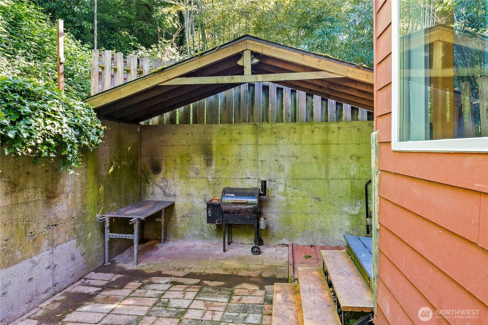 SEATTLE, Washington, 98146, United States, 2 Bedrooms Bedrooms, ,2 BathroomsBathrooms,Residential,For Sale,1875636