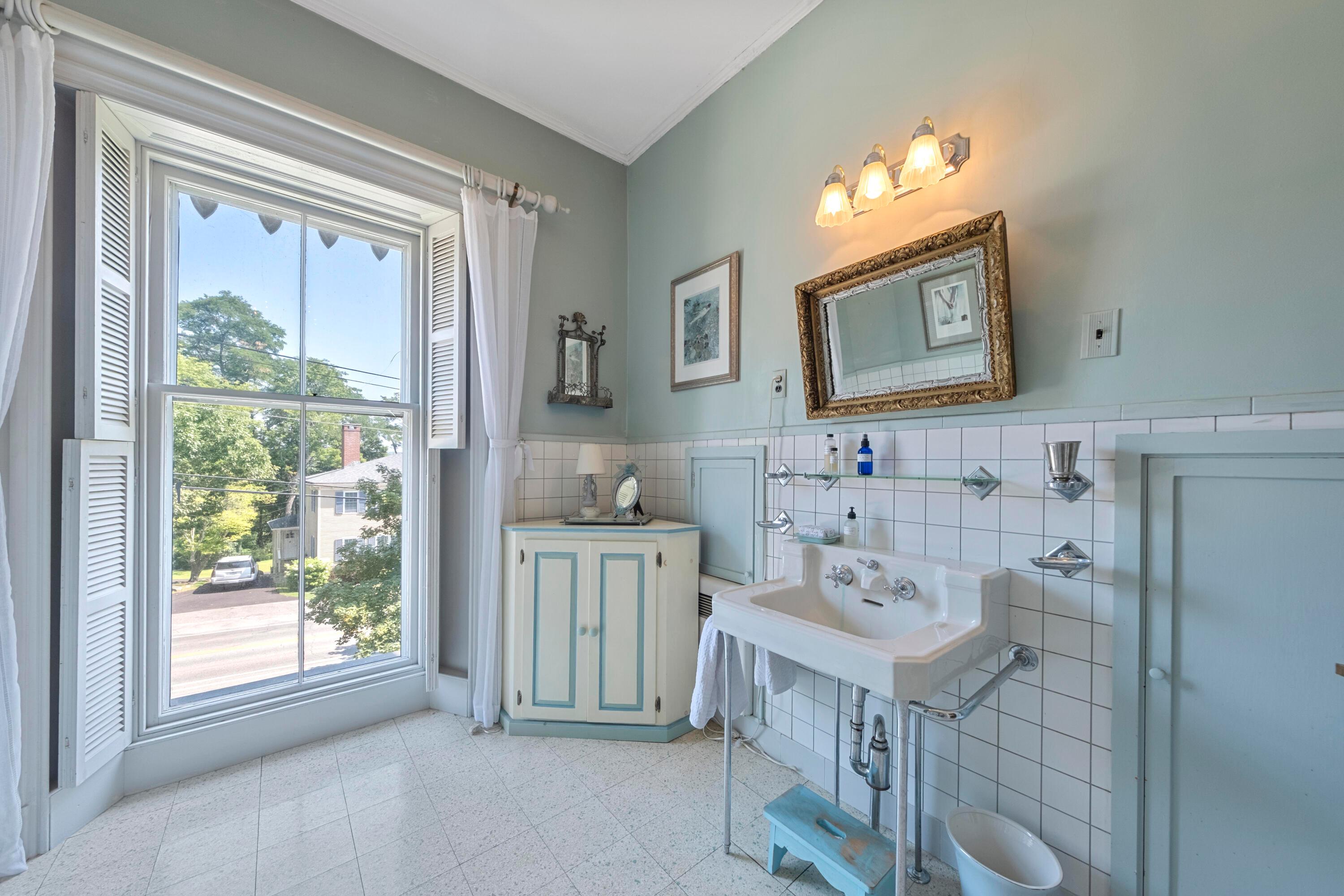  208 High Street - 物件實景