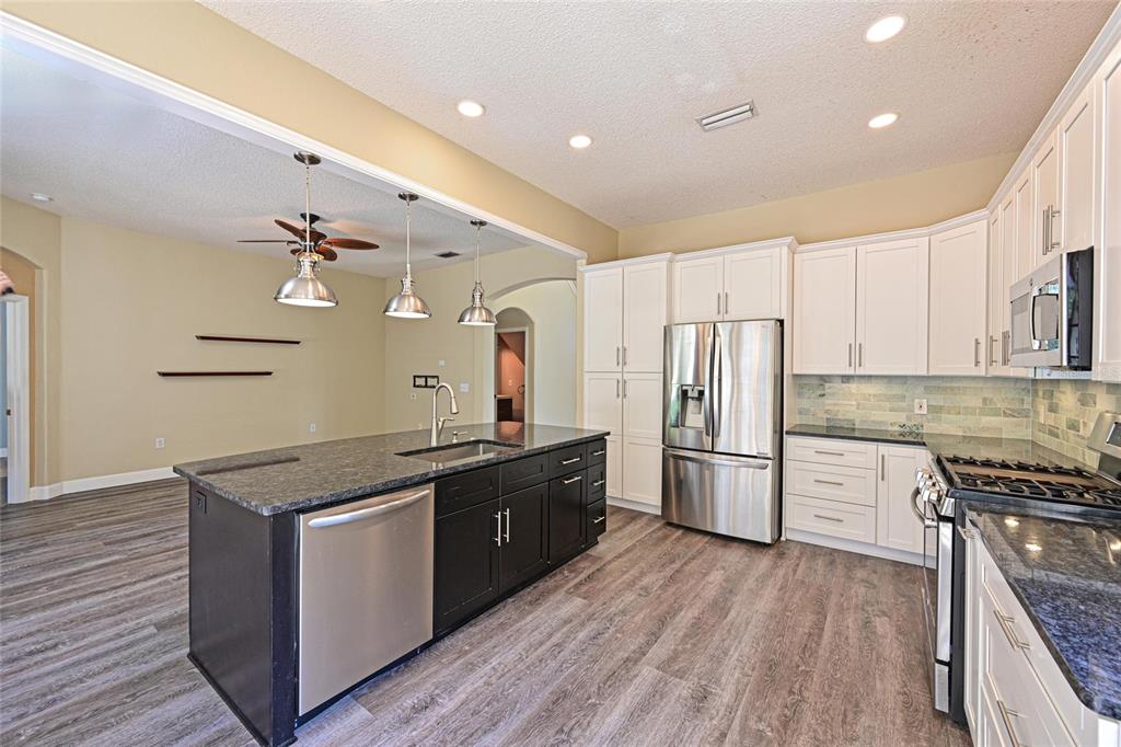 Lakewood Ranch, Florida, 34202, United States, 3 Bedrooms Bedrooms, ,3 BathroomsBathrooms,Residential,For Sale,1998524