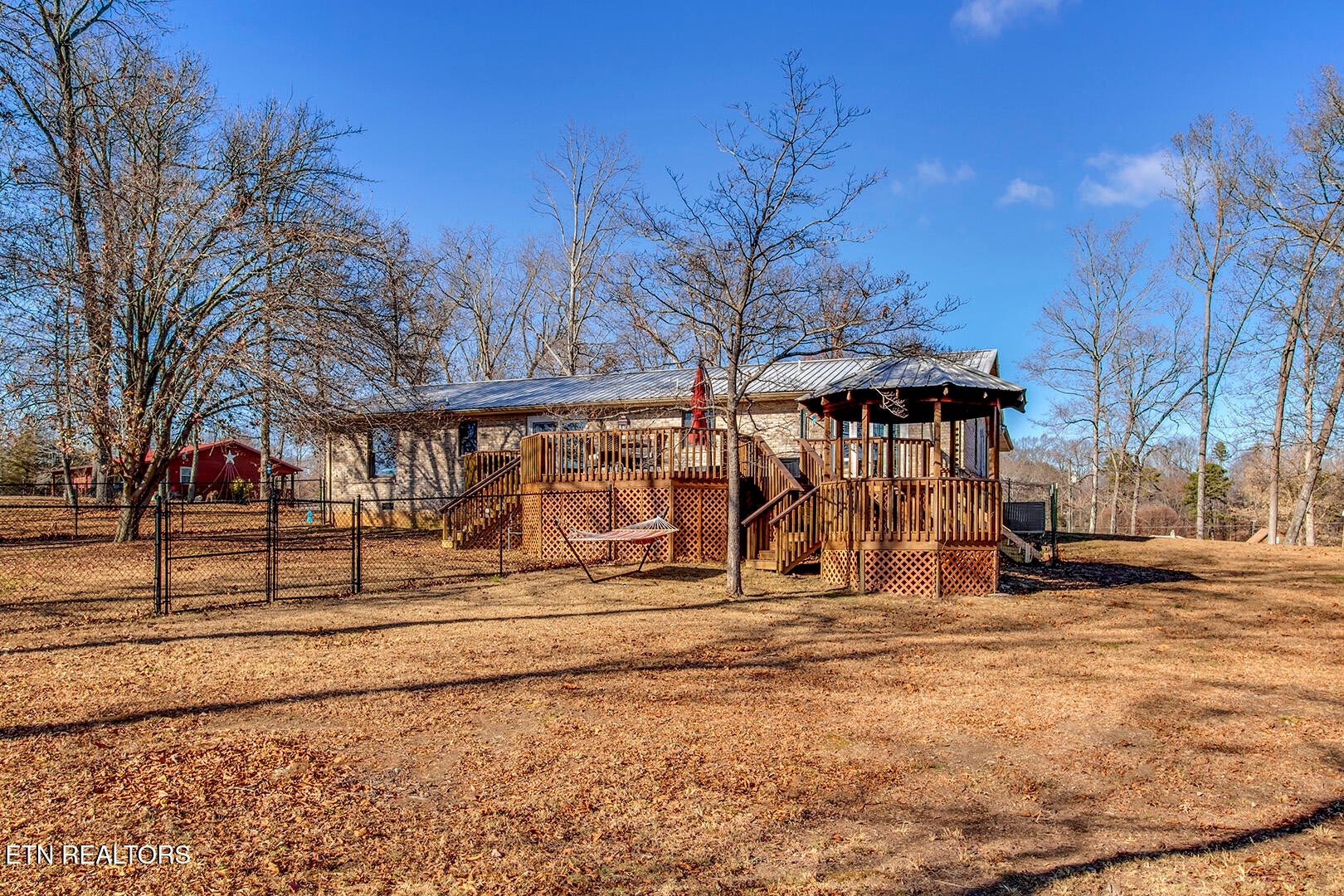 Loudon, Tennessee, 37774, United States, 3 Bedrooms Bedrooms, ,3 BathroomsBathrooms,Residential,For Sale,2013606