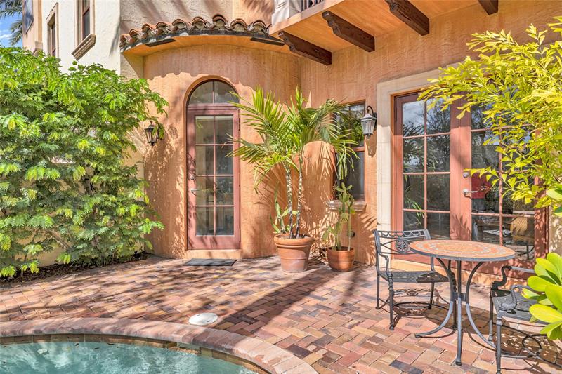 Fort Lauderdale, Florida, 33301, United States, 3 Bedrooms Bedrooms, ,4 BathroomsBathrooms,Residential,For Sale,1947110