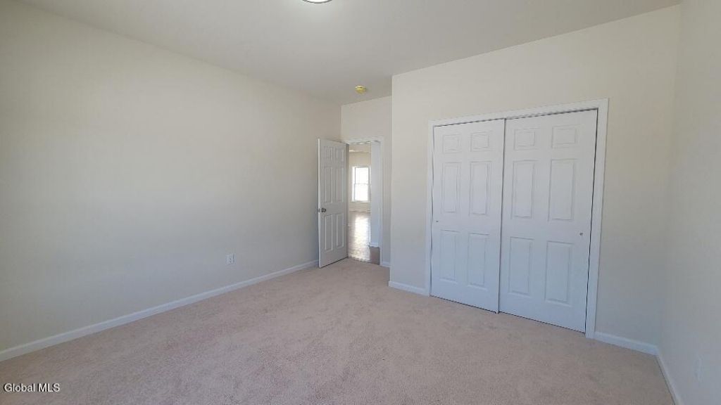 Mechanicville, New York, 12118, United States, 3 Bedrooms Bedrooms, ,3 BathroomsBathrooms,Residential,For Sale,1989514