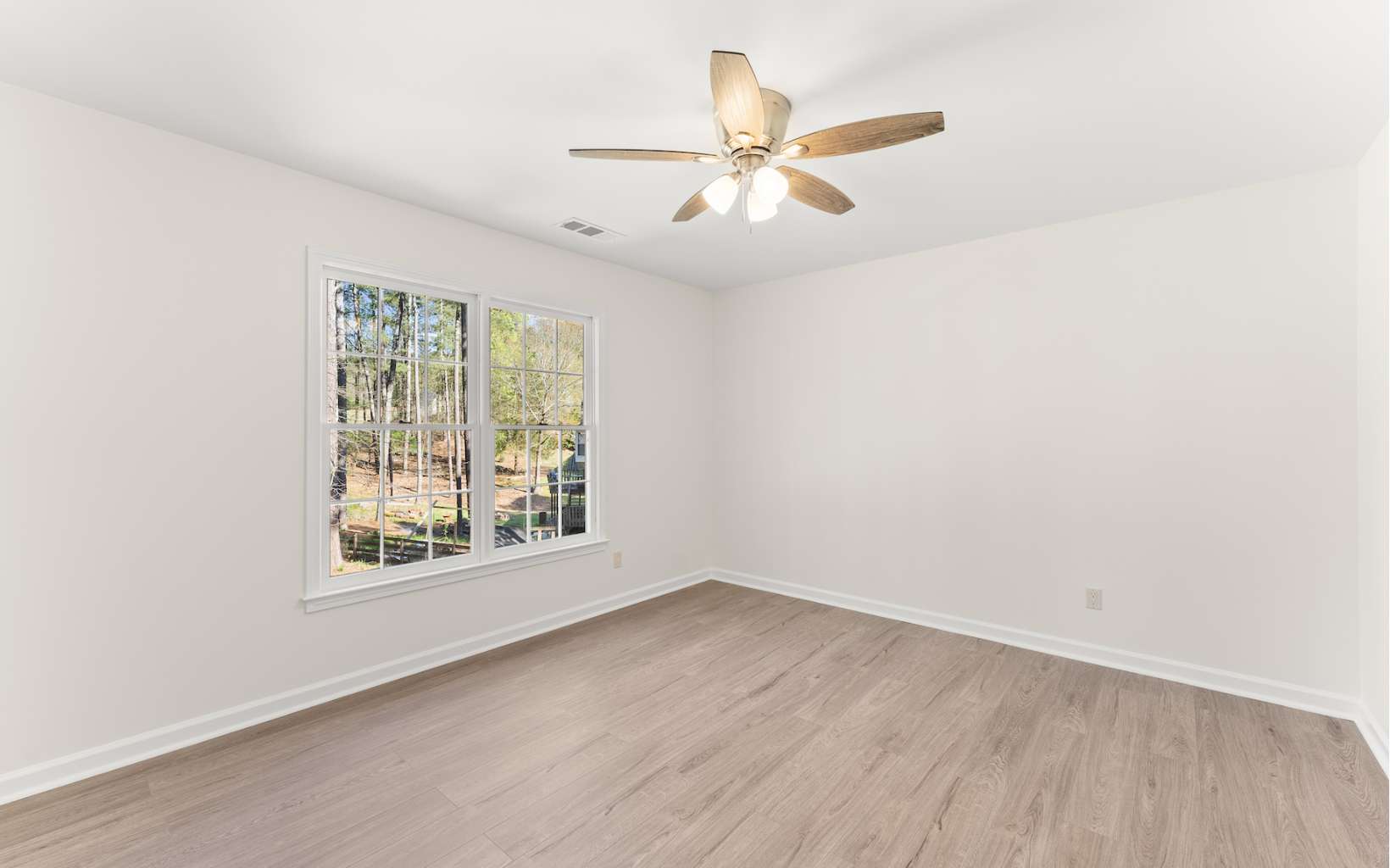 Woodstock, Georgia, 30188, United States, 3 Bedrooms Bedrooms, ,3 BathroomsBathrooms,Residential,For Sale,1873159