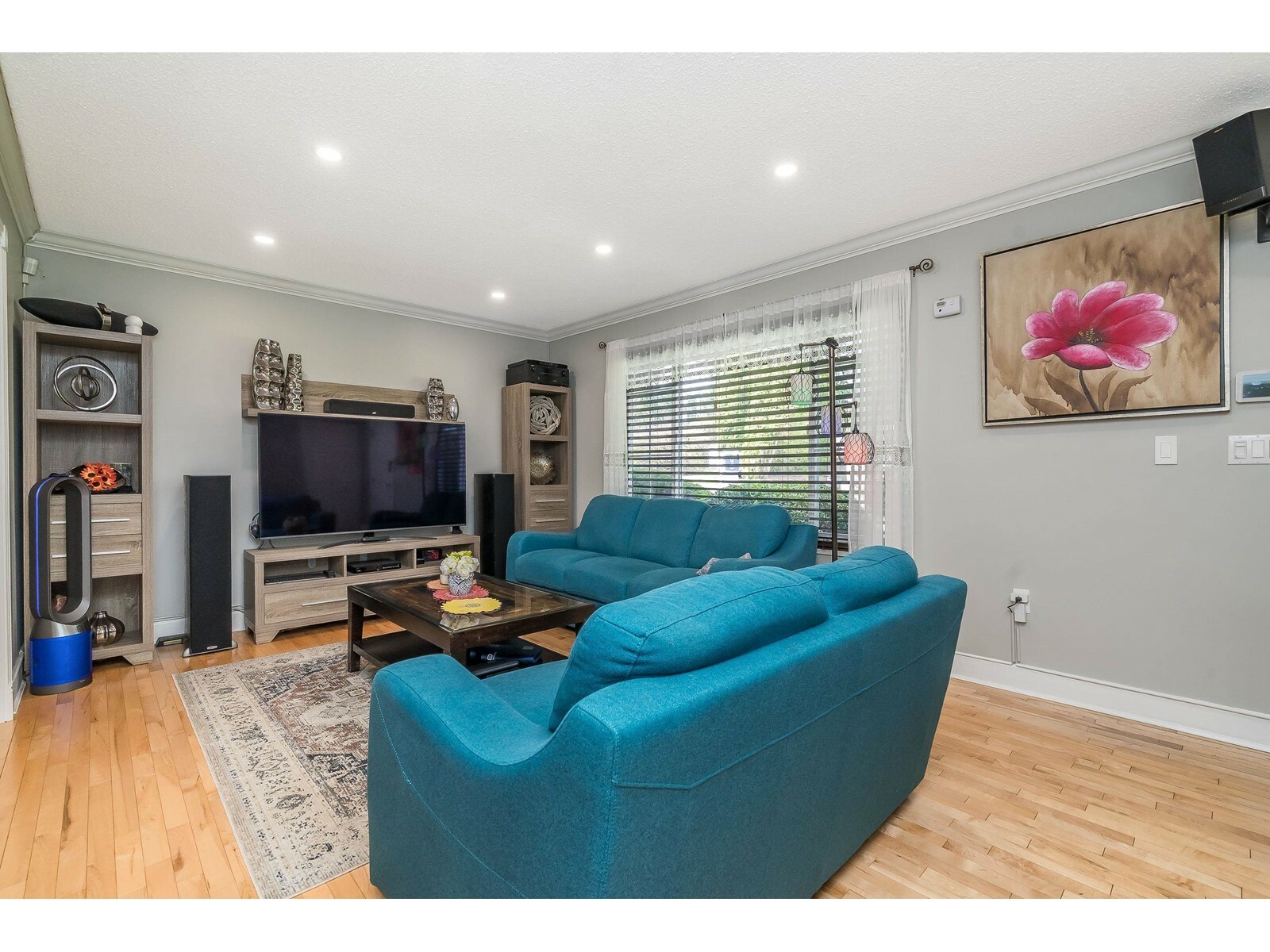 SURREY, British Columbia, V4A 5N3, CA, 3 Bedrooms Bedrooms, ,2 BathroomsBathrooms,Residential,For Sale,1838799