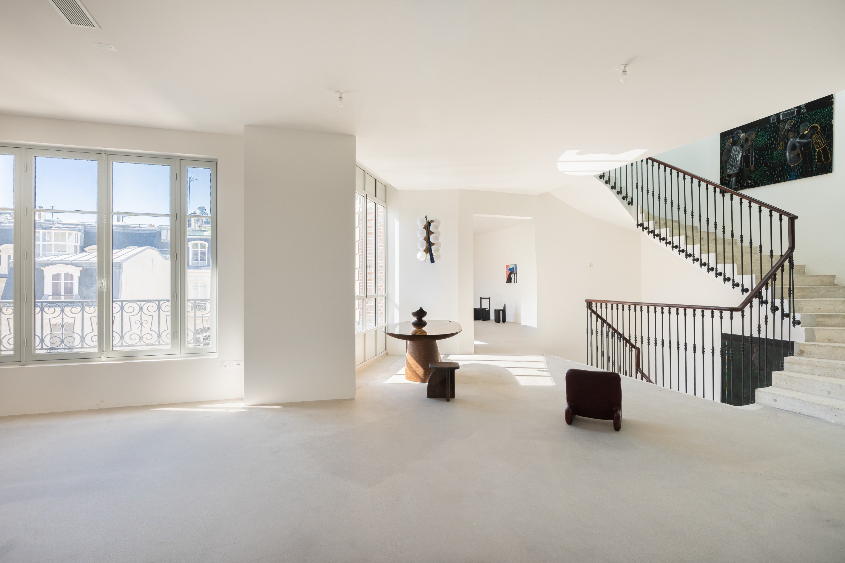  Private mansion between a ceremonial courtyard and a garden opening onto Parc M… - 物件實景