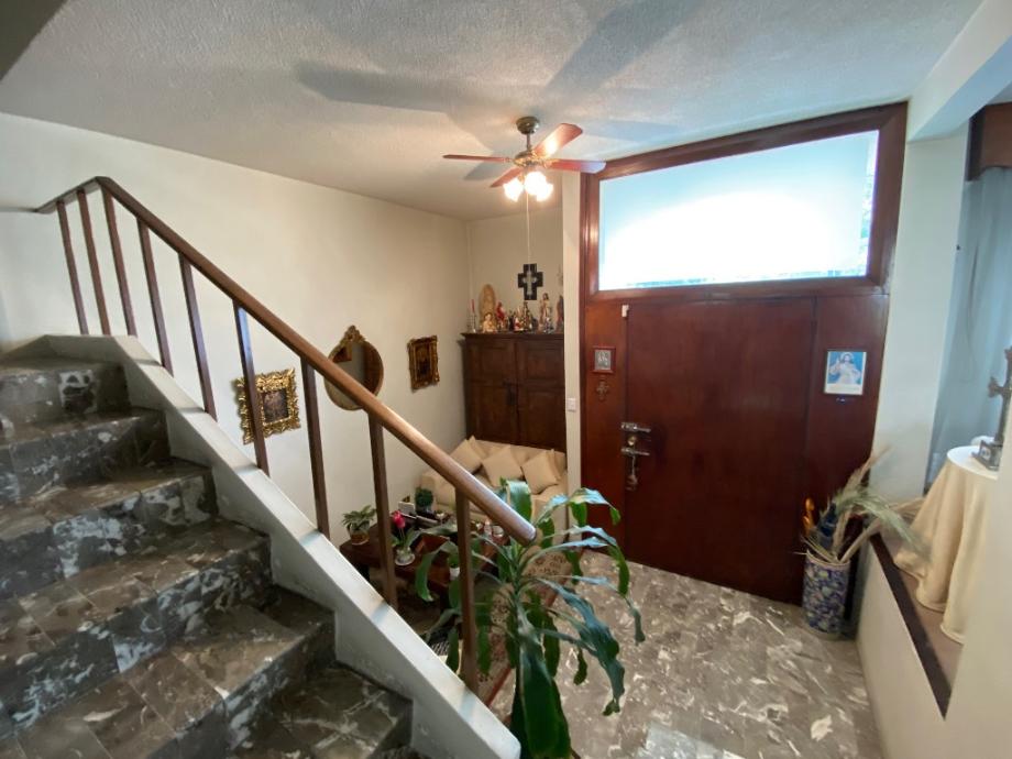 Retorno de Agua Caliente, Naucalpan de Juárez, Estado de méxico, 53910, Mexico, 4 Bedrooms Bedrooms, ,2 BathroomsBathrooms,Residential,For Sale,Retorno de Agua Caliente,1599387