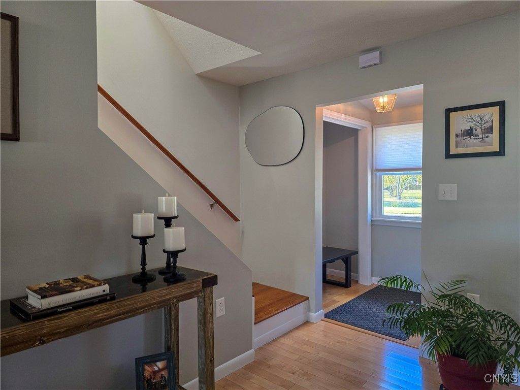 Sylvan Beach, New York, 13157, United States, 4 Bedrooms Bedrooms, ,2 BathroomsBathrooms,Residential,For Sale,1962557