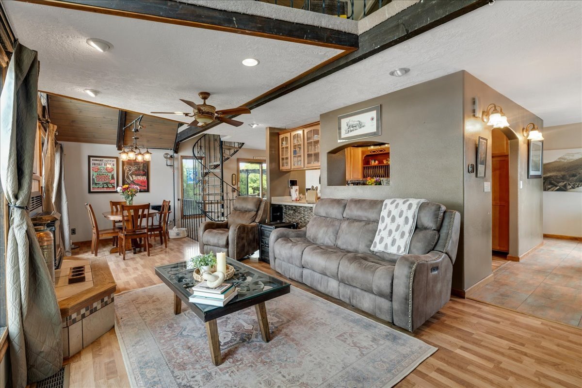 Black Eagle, Montana, 59414, United States, 4 Bedrooms Bedrooms, ,3 BathroomsBathrooms,Residential,For Sale,1921006