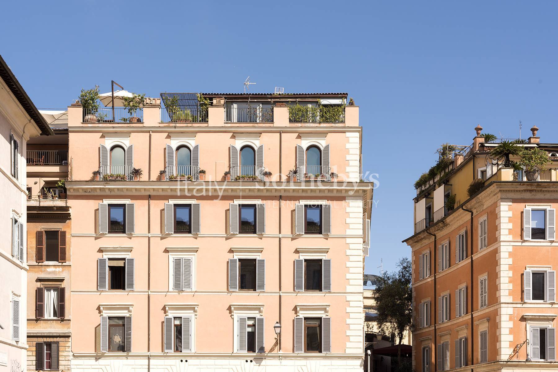  Prestigious penthouse with stunning panoramic terraces in Trastevere - 物件實景