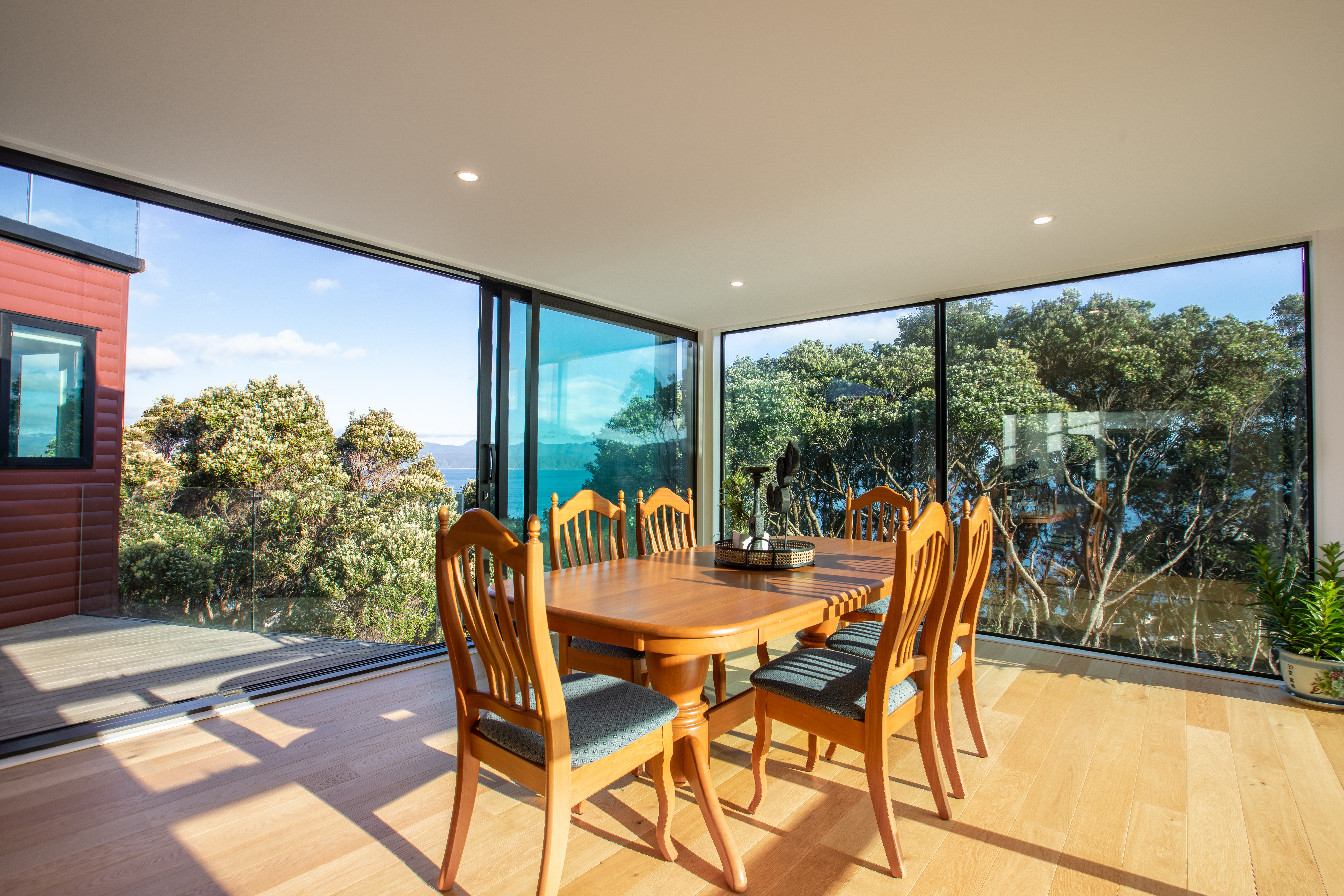  10 Satchell Way, Kaiwharawhara - 物件實景