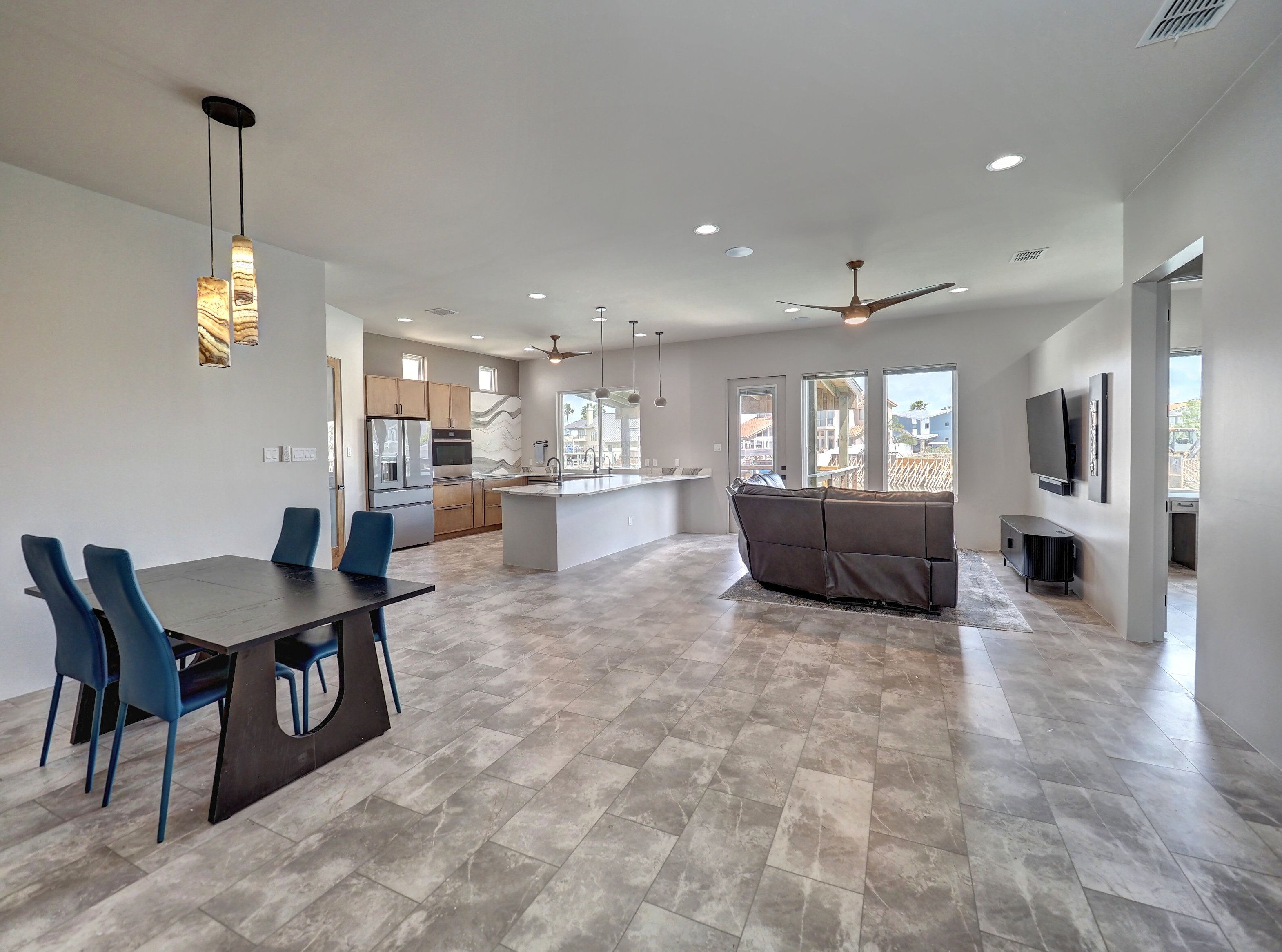  Ultimate Custom Waterfront Home - 物件實景