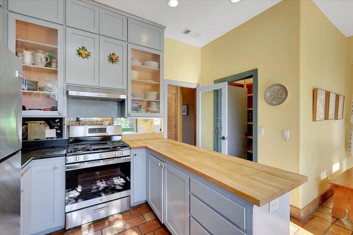 Oregon House, California, 95962, United States, 3 Bedrooms Bedrooms, ,3 BathroomsBathrooms,Residential,For Sale,2031122