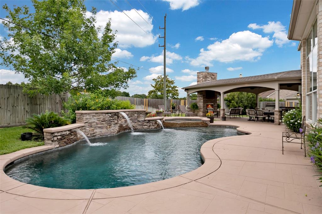 Katy, Texas, 77494, United States, 4 Bedrooms Bedrooms, ,4 BathroomsBathrooms,Residential,For Sale,1847102