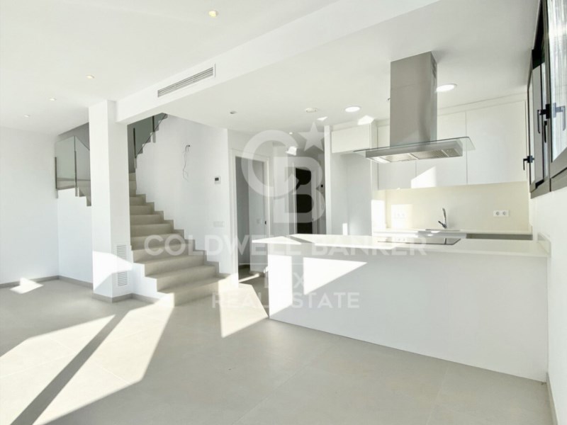Girona, Empuriabrava, Requesens Girona, Empuriabra, Empuriabrava, Catalonia, ES, 4 Bedrooms Bedrooms, ,3 BathroomsBathrooms,Residential,For Sale,Girona, Empuriabrava, Requesens Girona, Empuriabra,1448525