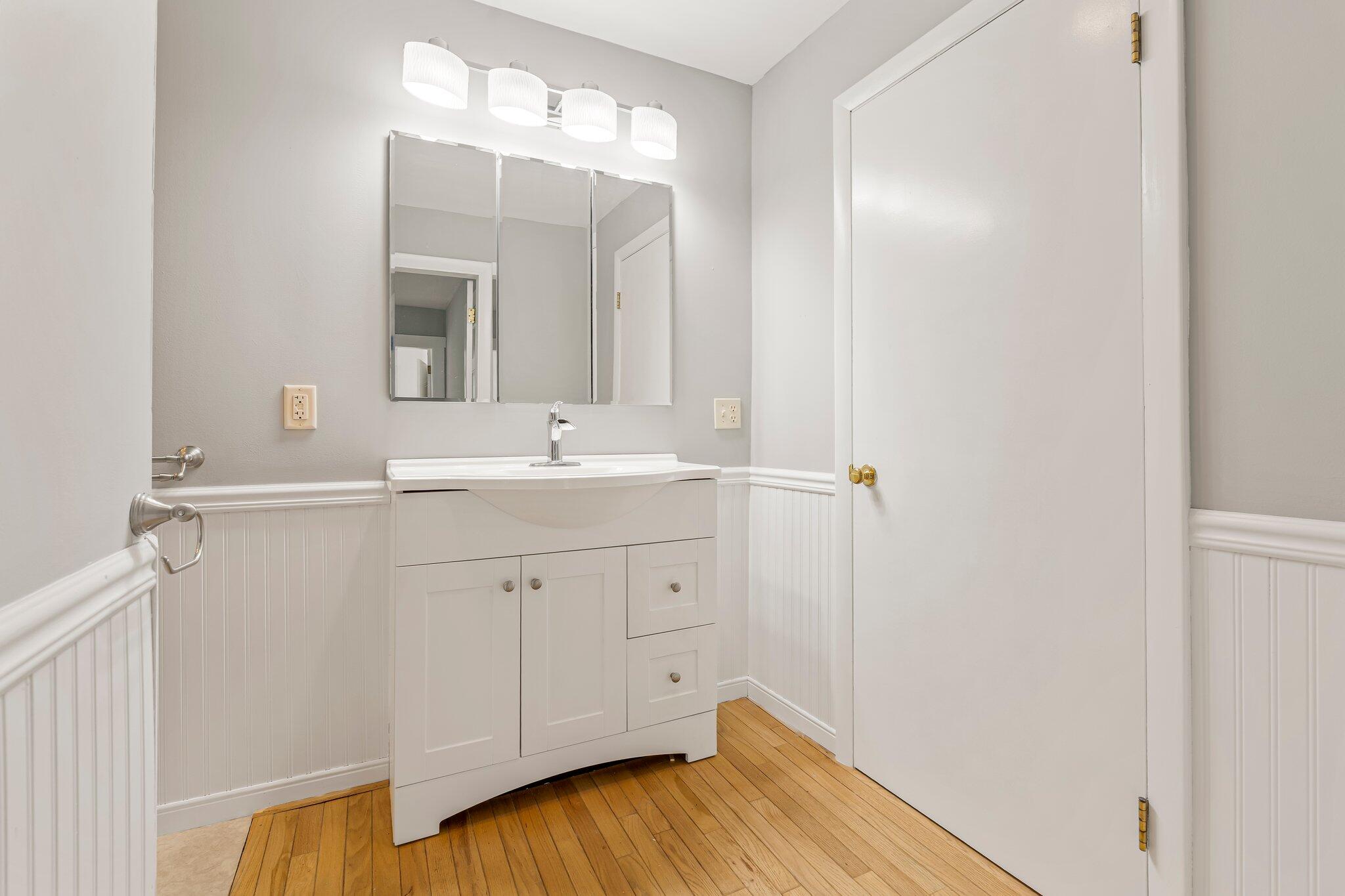 Limerick, Maine, 04048, United States, 4 Bedrooms Bedrooms, ,2 BathroomsBathrooms,Residential,For Sale,1916367