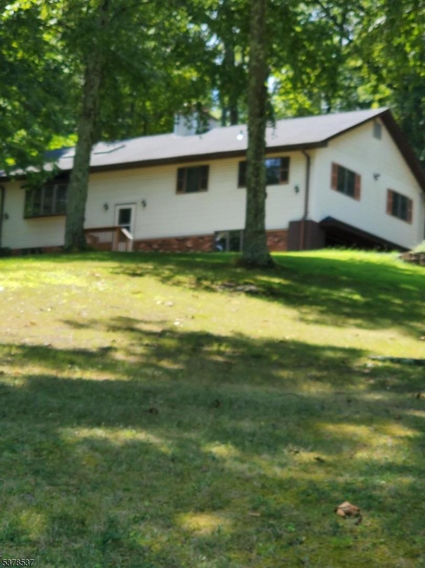 Fredon Twp., New Jersey, 07860, United States, 3 Bedrooms Bedrooms, ,2 BathroomsBathrooms,Residential,For Sale,1924820