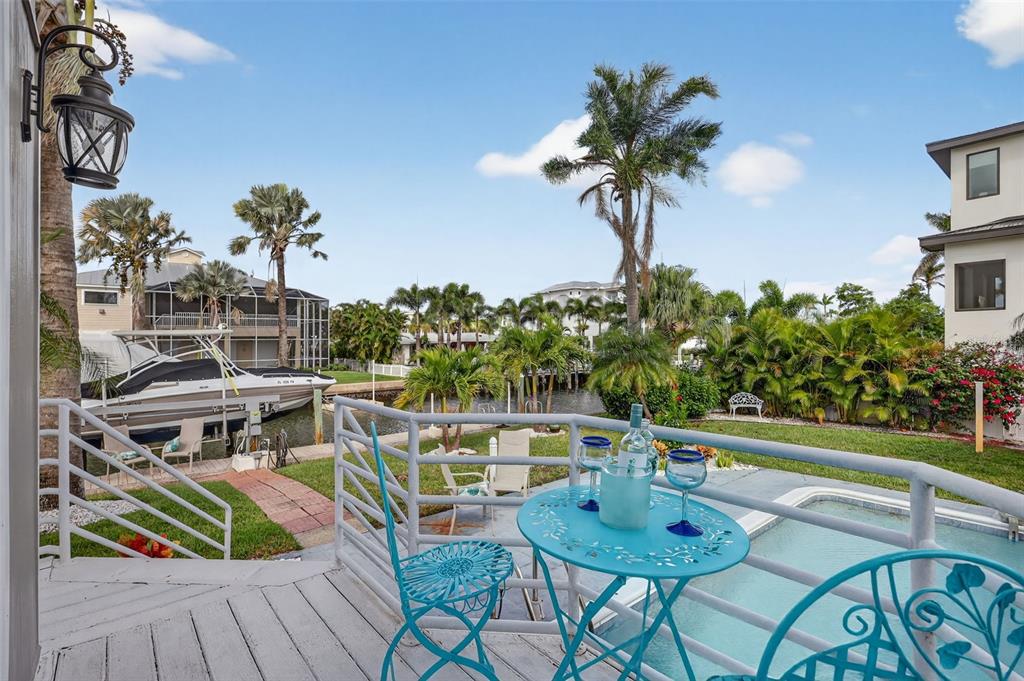 Longboat Key, Florida, 34228, United States, 3 Bedrooms Bedrooms, ,2 BathroomsBathrooms,Residential,For Sale,1990986