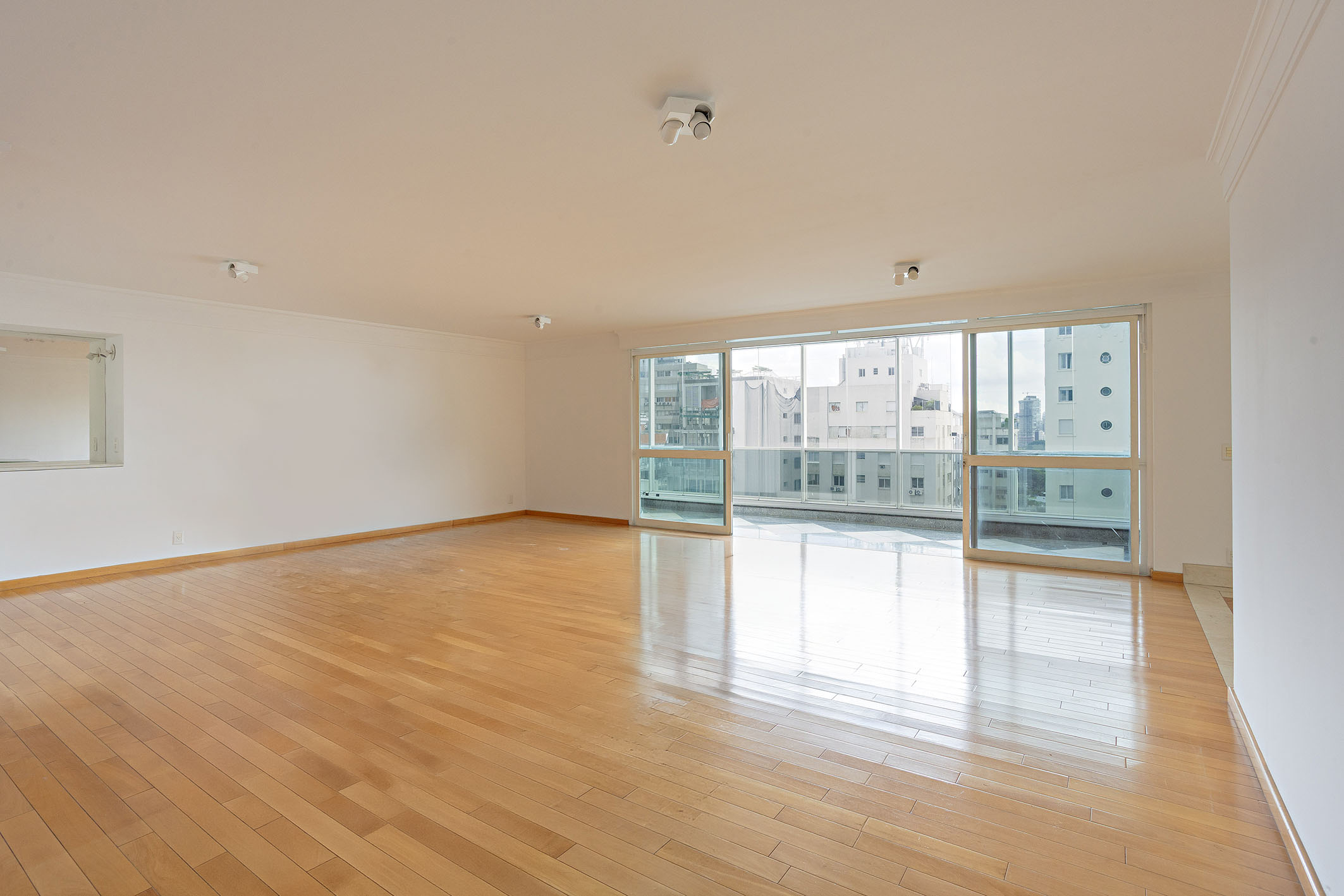  Apartment with views of Clube Paulistano in brutalist building - 物件實景