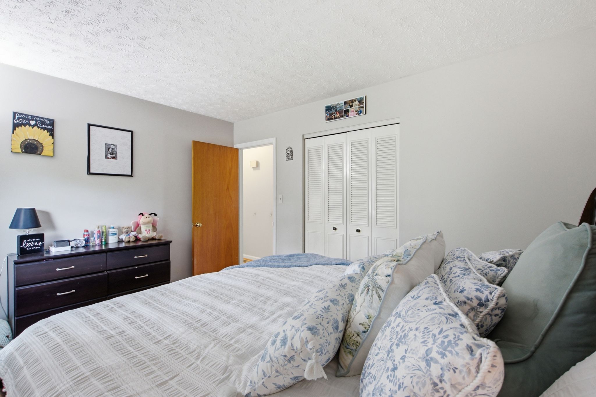  3633 Sundart Drive - 物件實景