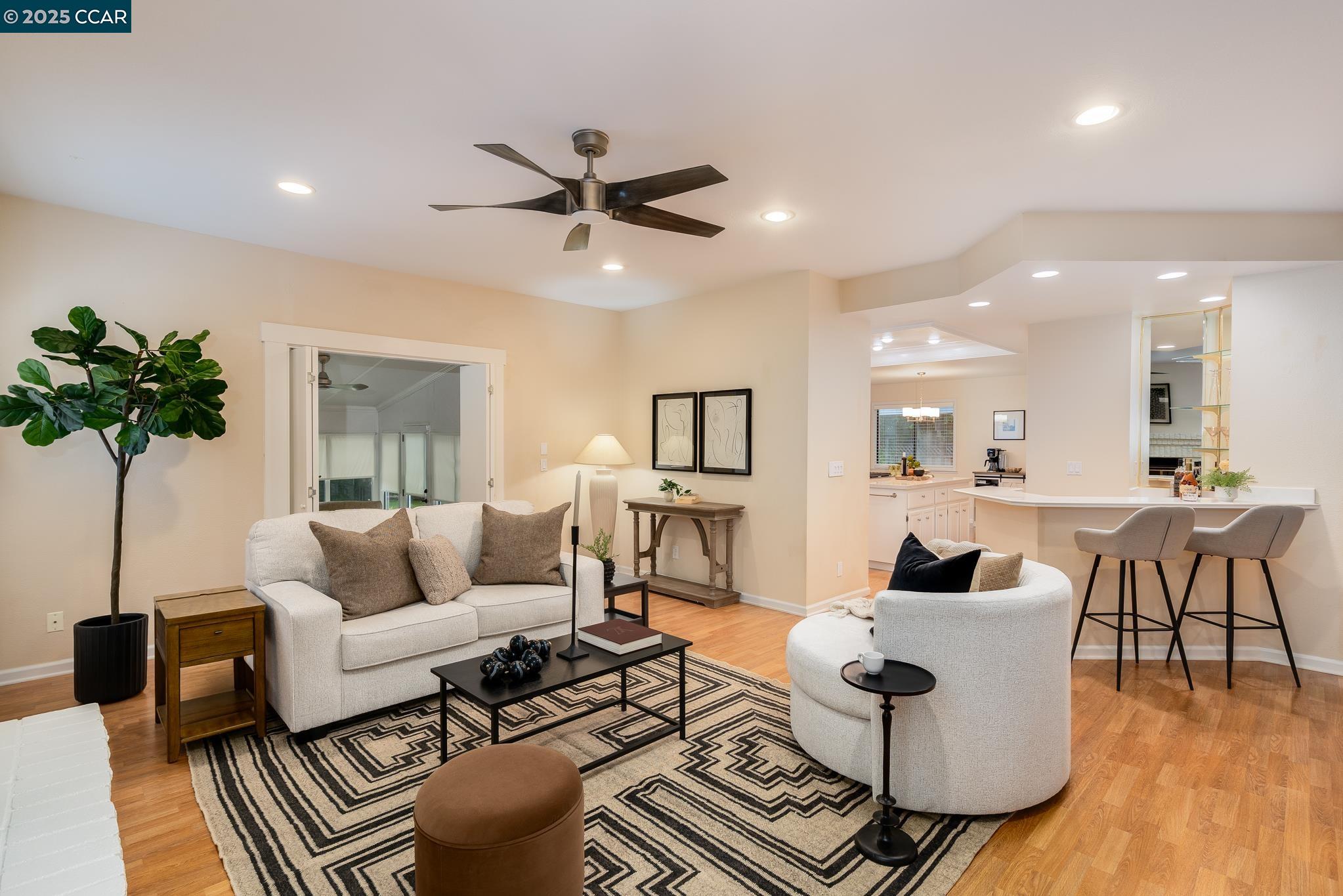 Danville, California, 94506, United States, 4 Bedrooms Bedrooms, ,3 BathroomsBathrooms,Residential,For Sale,1989377